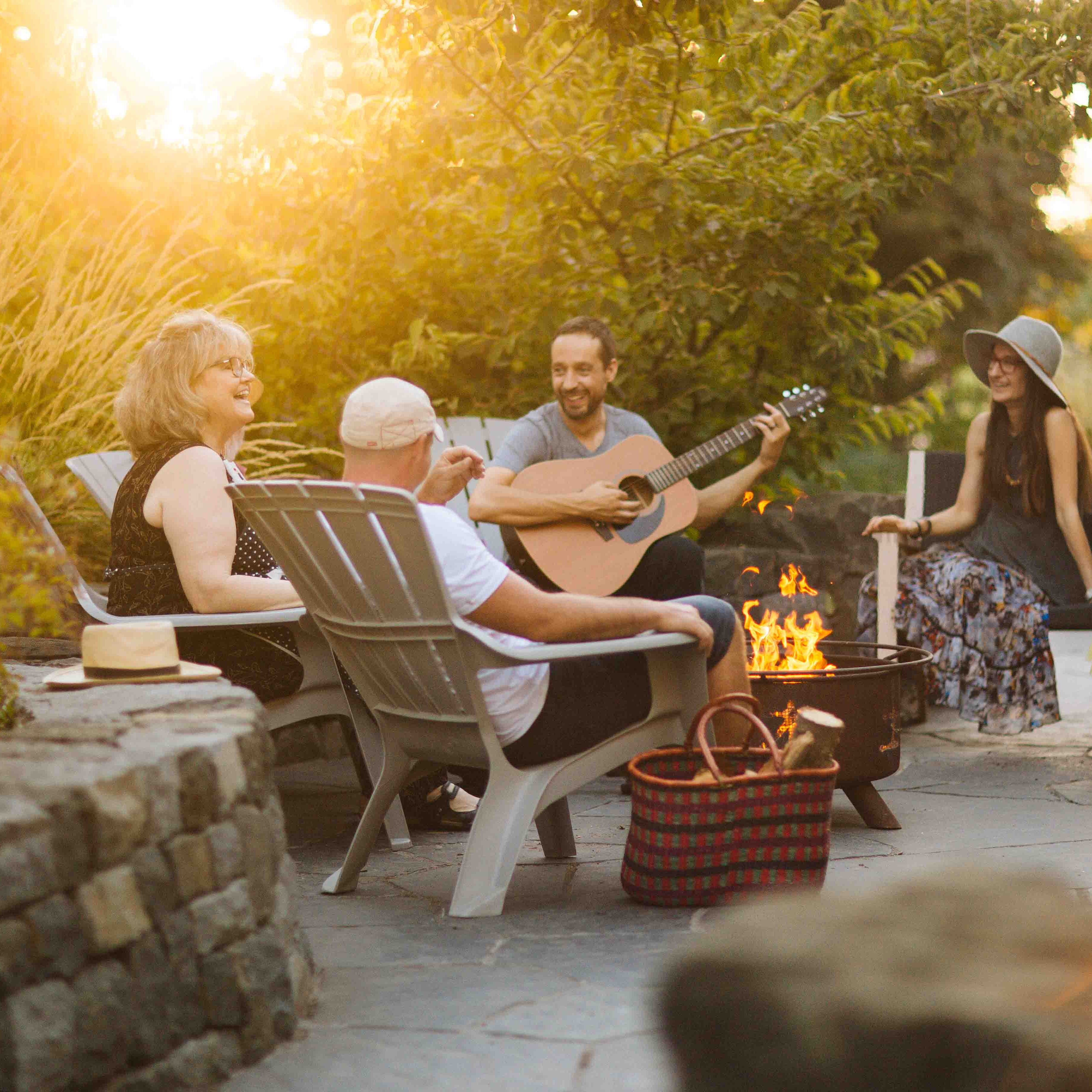 How to Bring the Indoors Out: Inspiration for Cool, Doable, Outdoor Li ...